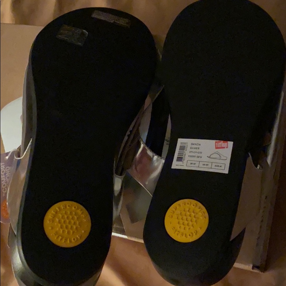 Sandals - Picture 3 of 4